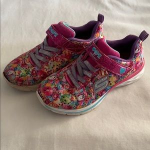Girls pink Shopkins sketcher sneakers, size 1